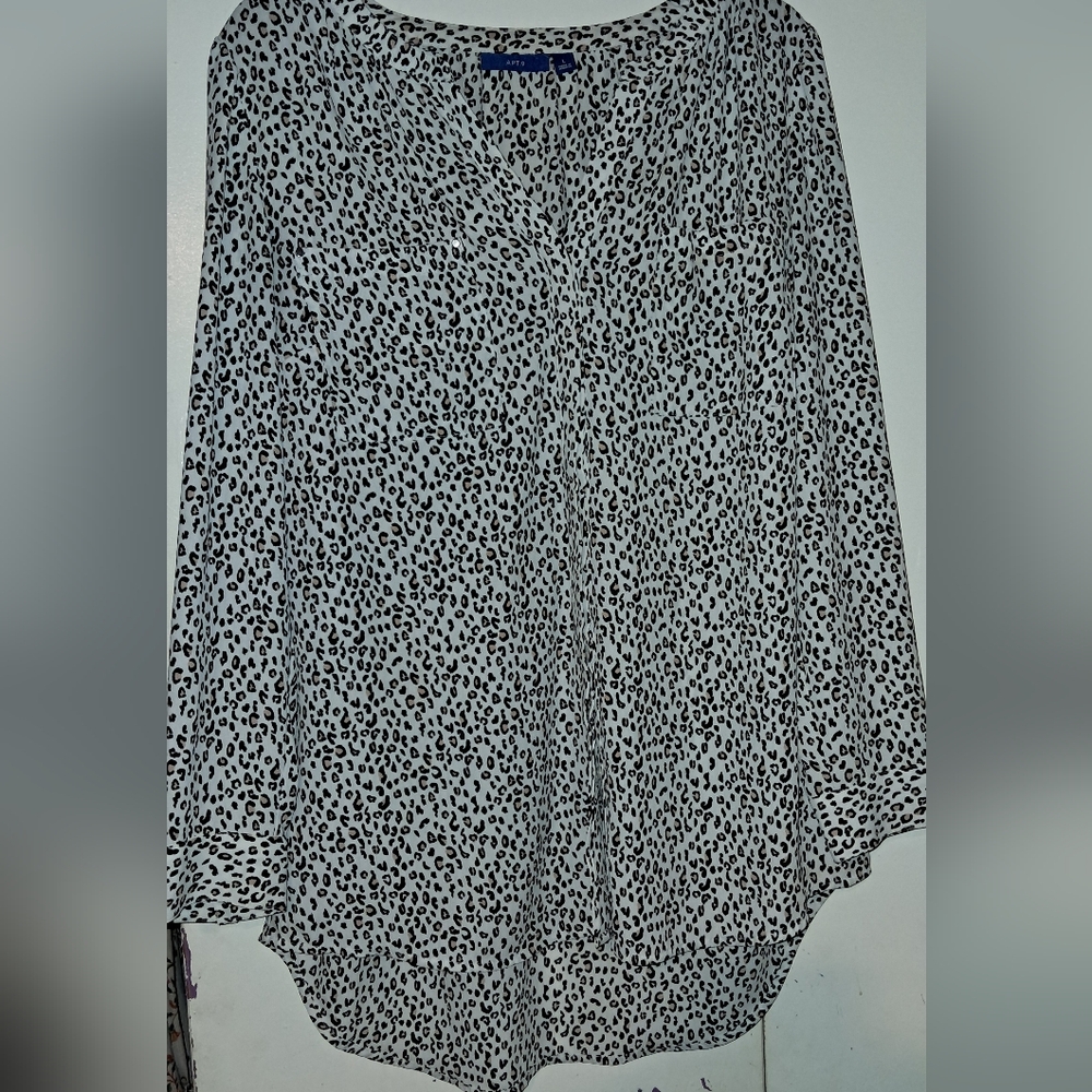 APT. 9 Women's Black and White Leopard Print Top